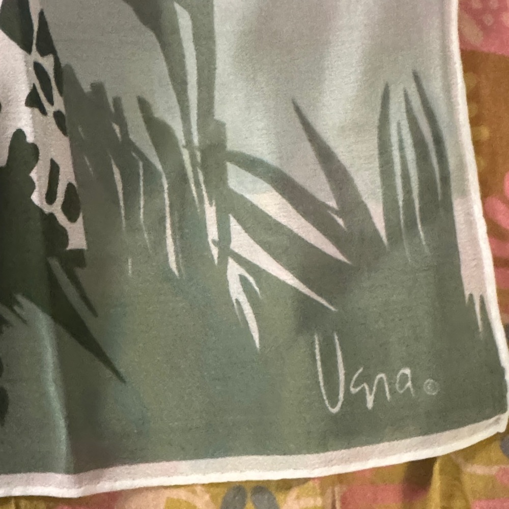 Vintage 1970s Vera Giraffe Scarf - Picture 5 of 5